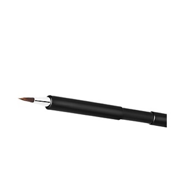NWOT MAC 318 Retractable Lip Brush - Picture 2 of 4